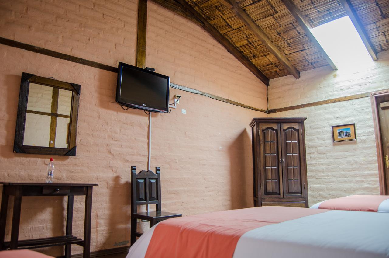 Hotel Bambu Riobamba Exterior foto